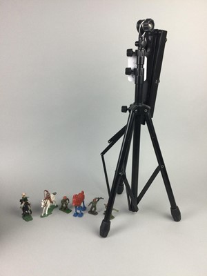 Lot 314 - A MODERN MUSIC STAND AND TOY SOLDIERS