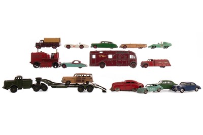 Lot 944 - A COLLECTION OF DIE-CAST VEHICLES