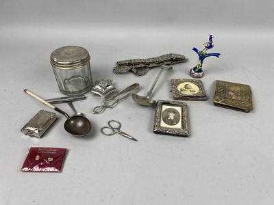 Lot 187 - A COLLECTION OF SILVER AND PLATE