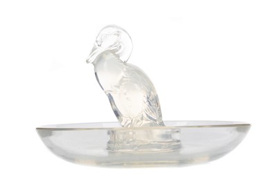 Lot 295 - A LALIQUE 'CANARD' OPALESCENT GLASS PIN DISH