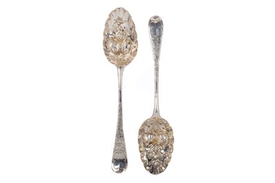 Lot 43 - A PAIR OF GEORGE III SILVER BERRY SPOONS