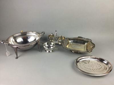 Lot 390 - A SILVER PLATED SERVING TRAY AND OTHER SILVER PLATED ITEMS