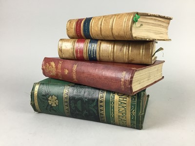 Lot 389 - A LARGE COLLECTION OF BOOKS