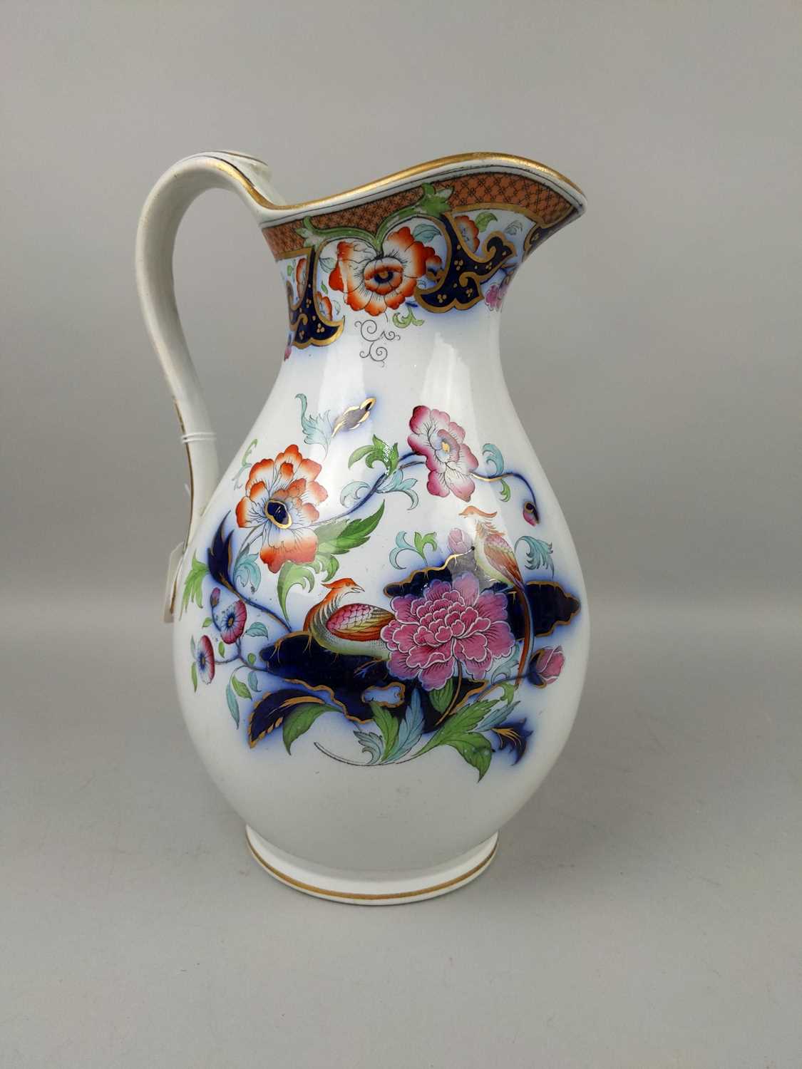 Lot 238 - A WORCESTER EWER