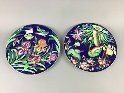 Lot 18 - A PAIR OF MALING PLATES