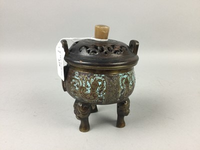 Lot 428 - A CHINESE BRONZE CENSER