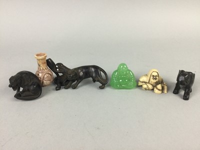 Lot 470 - A LOT OF THREE JAPANESE NETSUKE AND OTHER ITEMS