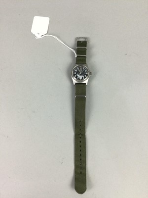 Lot 15A - A CWC MILITARY ISSUE WRISTWATCH