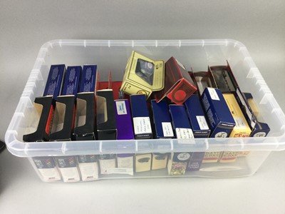 Lot 963 - A COLLECTION OF DIE-CAST VEHICLES