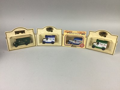 Lot 966 - A COLLECTION OF DIE-CAST VEHICLES