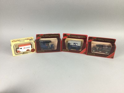 Lot 957 - A COLLECTION OF DIE-CAST VEHICLES