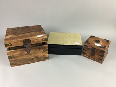 Lot 537 - A SET OF TWO GRADUATED WOOD STORAGE BOXES AND OTHER VARIOUS BOXES