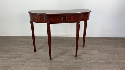 Lot 590 - A MAHOGANY SIDE TABLE