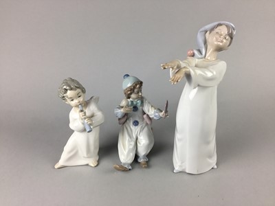 Lot 616 - A LLADRO FIGURE OF WEE WILLIE WINKIE AND FIVE OTHER LLADRO FIGURES