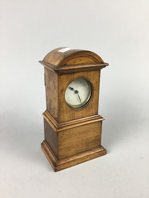 Lot 580 - A MAHOGANY POCKET WATCH STAND