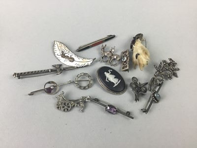 Lot 18 - A LOT OF FOURTEEN SILVER AND OTHER BROOCHES