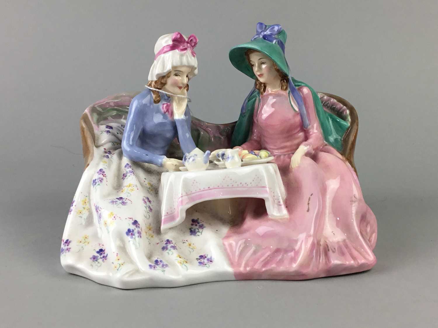Lot 144 - A ROYAL DOULTON FIGURE OF 'AFTERNOON TEA',OTHER FIGURES AND OTHER CERAMICS