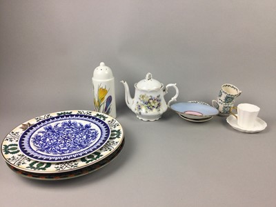 Lot 61 - A LOT OF VICTORIAN AND LATER CERAMICS