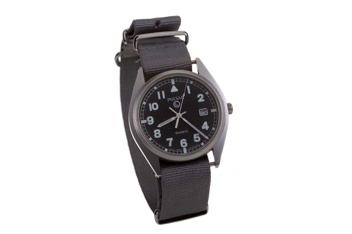 pulsar g10 military watch