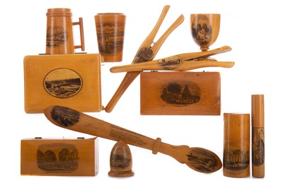 Lot 858 - THIRTEEN PIECES OF LATE 19TH/EARLY 20TH CENTURY MAUCHLINE WARE