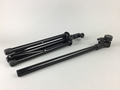 Lot 236 - A SET OF M-AUDIO AV42 SPEAKERS AND A MUSIC STAND