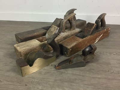 Lot 353 - A GROUP OF WOODWORKING PLANES AND OTHER OBJECTS