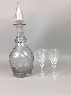 Lot 391 - A CRYSTAL DECANTER WITH STOPPER AND OTHER CRYSTAL WARE