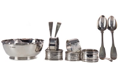 Lot 107 - A SILVER SUGAR BOWL ALONG WITH THREE SPOONS AND FIVE NAPKIN RINGS