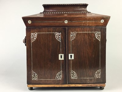 Lot 444 - AN INLAID MAHOGANY JEWELLERY CASKET