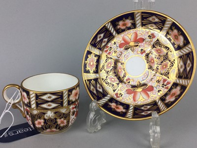 Lot 465 - A ROYAL CROWN DERBY IMARI DUO ALONG WITH OTHER ITEMS