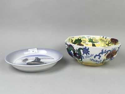 Lot 39 - A ROYAL COPENHAGEN LANGELINIE CIRCULAR PLATE ALONG WITH TWO BOWLS AND A LIDDED JAR