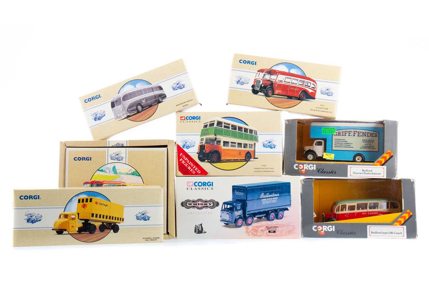 Lot 930 - A COLLECTION OF MATCHBOX AND CORGIE DIE-CAST VEHICLES