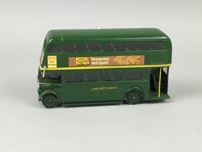 Lot 126 - A COLLECTION OF DIE-CAST MODEL VEHICLES