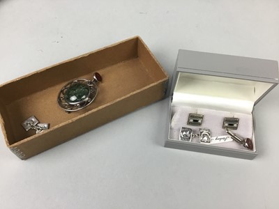 Lot 14 - A PAIR OF JOHN HART SILVER CUFFLINKS AND PIN SET AND GROUP OF CUFFLINKS
