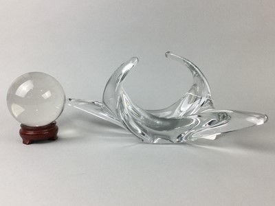 Lot 104 - A CRYSTAL BALL ON STAND ALONG WITH A FREEFORM GLASS BOWL
