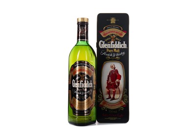 Lot 175 - GLENFIDDICH CLANS OF THE HIGHLANDS OF SCOTLAND HOUSE OF STEWART 75CL
