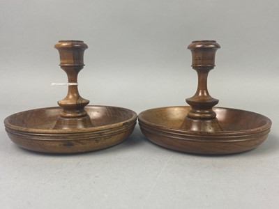 Lot 218 - A PAIR OF TURNED WOOD CANDLESTICKS AND OTHER ITEMS