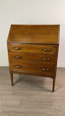 Lot 275 - A MAHOGANY WRITING BUREAU