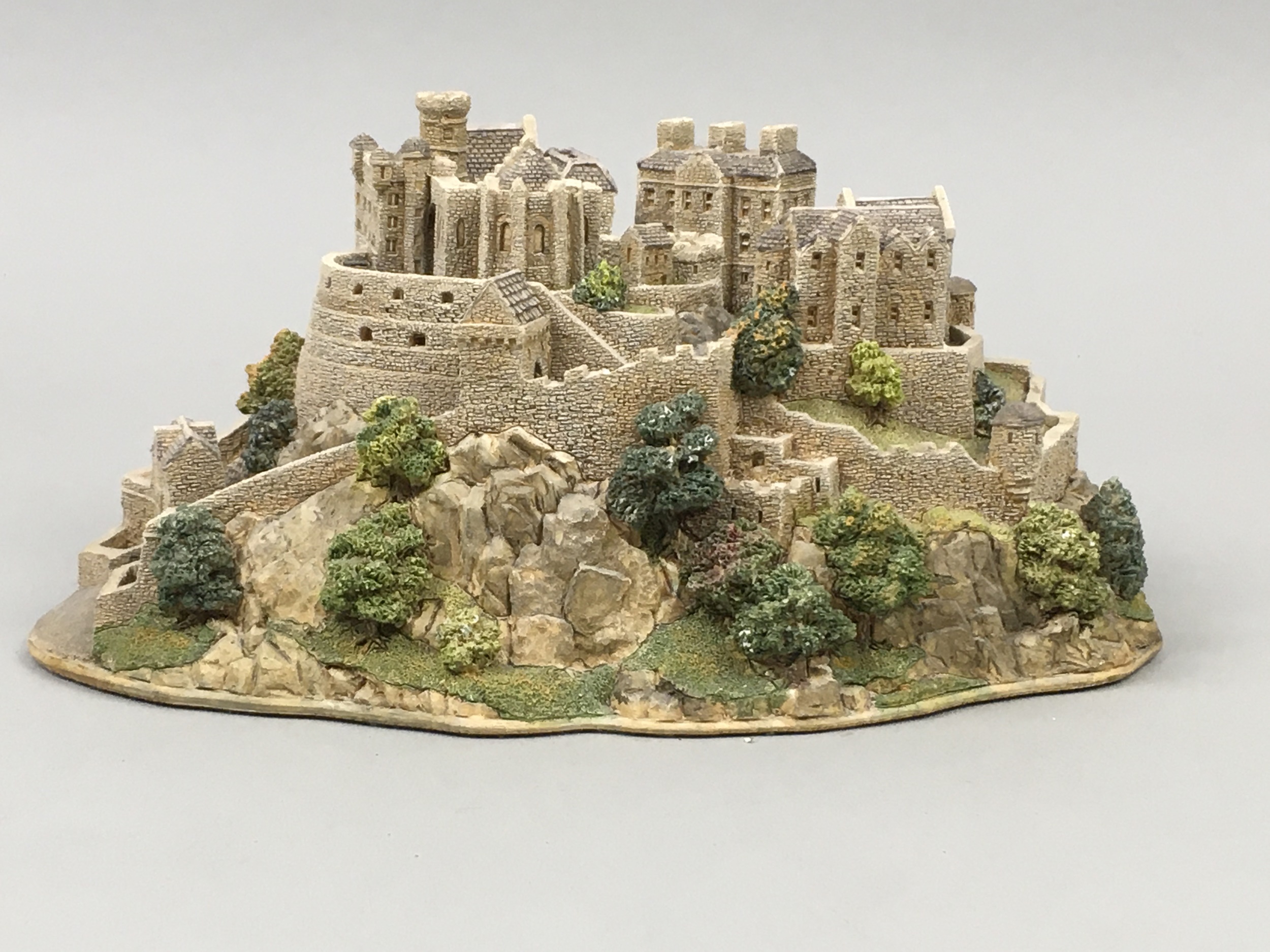 Lot 155 - A COLLECTION OF LILLIPUT LANE BOXED MODELS