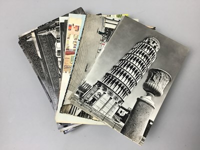 Lot 250 - A LOT OF POSTCARDS