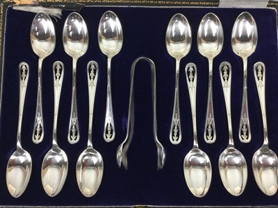 Lot 173 - A CASED SET OF TWELVE SILVER PLATED TEASPOONS AND SUGAR TONGS ALONG WITH OTHER PLATE