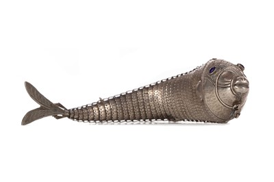 Lot 130 - A WHITE METAL ARTICULATED FISH