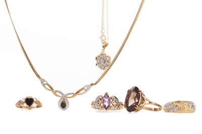 Lot 507 - FOUR GEM SET RINGS AND A PENDANT