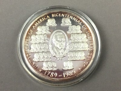 Lot 389 - A US BICENTENNIAL PRESIDENTS' MEDAL