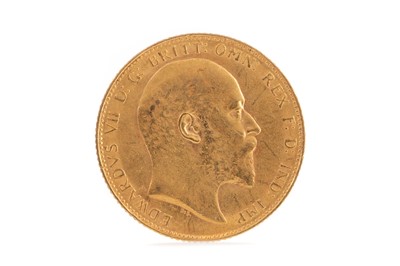 Lot 8 - AN EDWARD VII GOLD SOVEREIGN DATED 1907