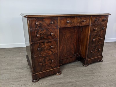 Lot 402A - A MODERN MAHOGANY DESK