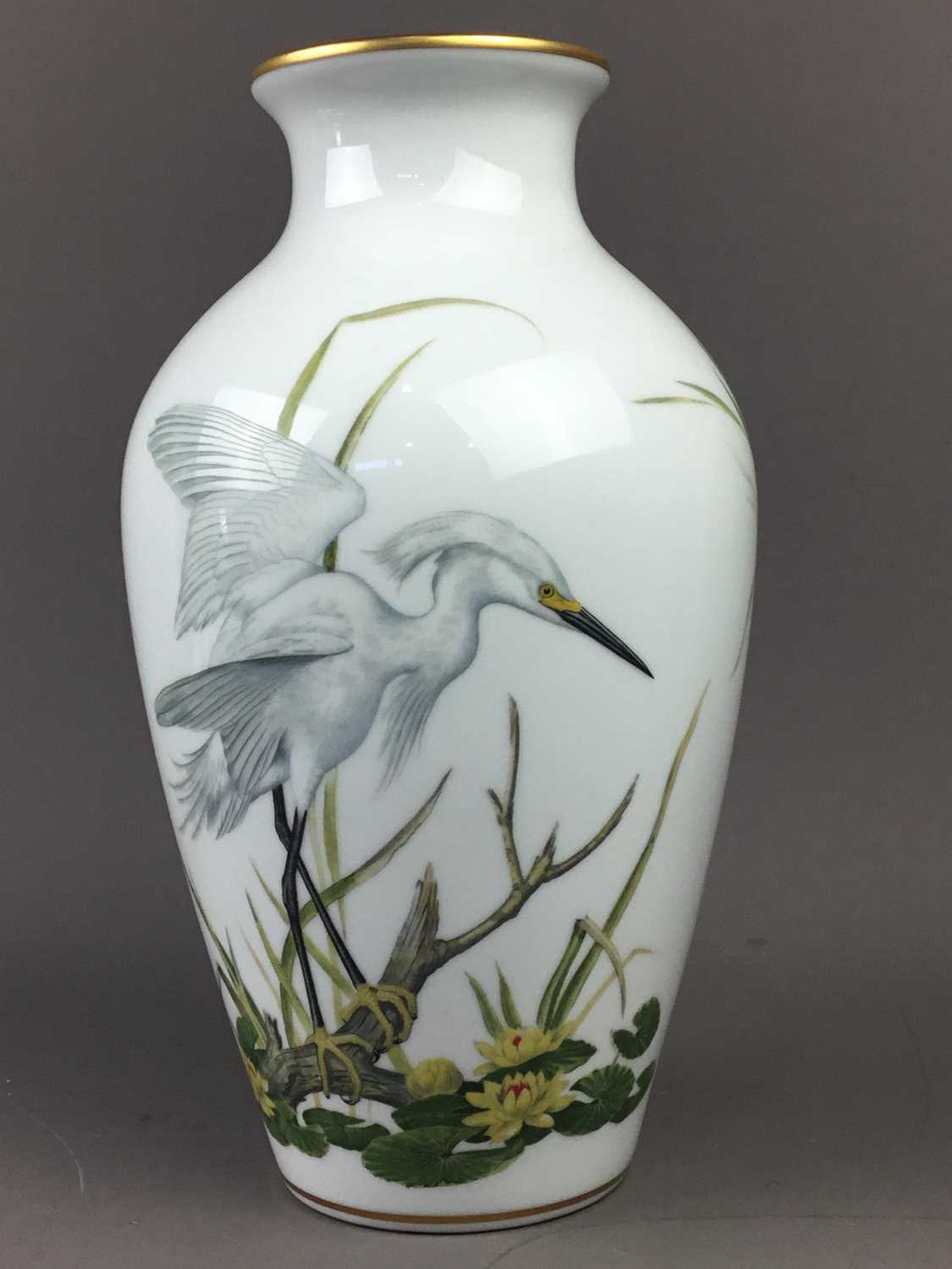 Lot 125 - A LOT OF THREE FRANKLIN MINT VASES ALONG WITH OTHER DECORATIVE CERAMICS