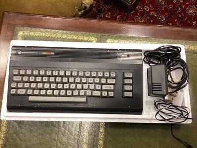 Lot 960 - A COMMODORE 16 STARTER PACK