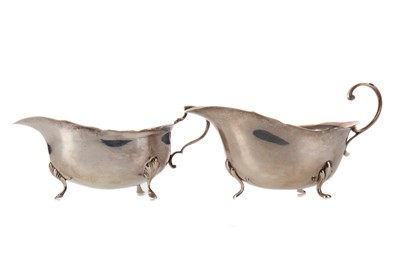 Lot 159 - A PAIR OF GEORGE VI SILVER SAUCE BOATS