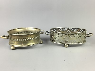 Lot 193 - A PAIR OF PLATED CANDLESTICKS, BOTTLE HOLDERS AND OTHER ITEMS